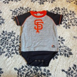 ⚾️San Francisco Giants MLB, onesie, 24 months